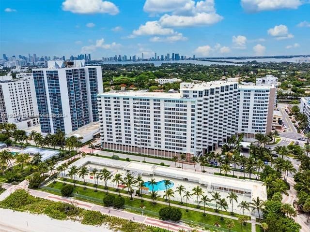 Amazing opportunity to own a condominium in one of the most - Beach Condo for sale in Miami Beach, Florida on Beachhouse.com