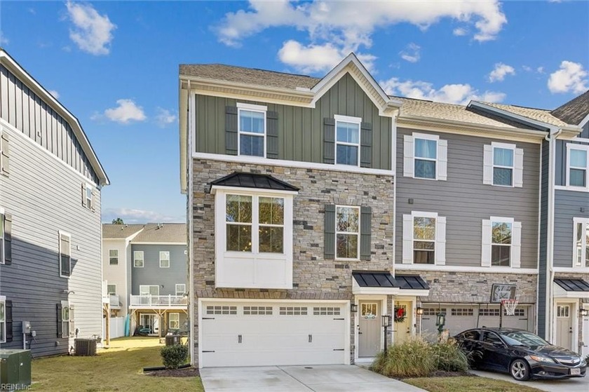 Welcome to this beautifully appointed home offering modern - Beach Condo for sale in Chesapeake, Virginia on Beachhouse.com