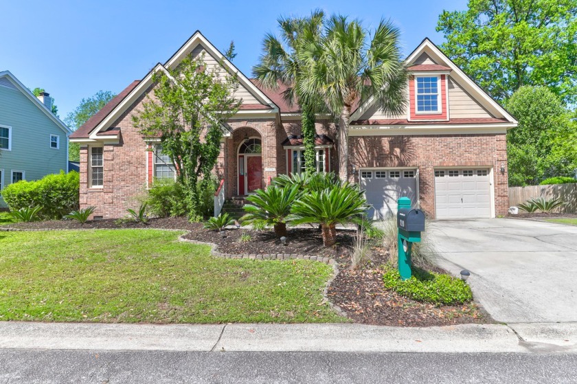 Located in the beautiful and quiet neighborhood of Charleston - Beach Home for sale in Mount Pleasant, South Carolina on Beachhouse.com