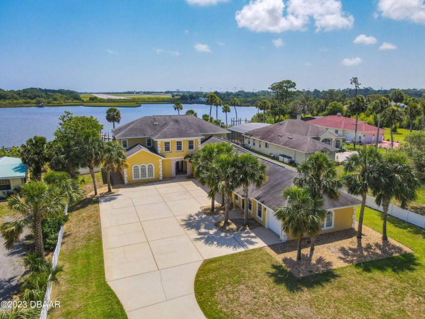 Beautifully designed and elegantly appointed this 6-bedroom, 5.5 - Beach Home for sale in New Smyrna Beach, Florida on Beachhouse.com
