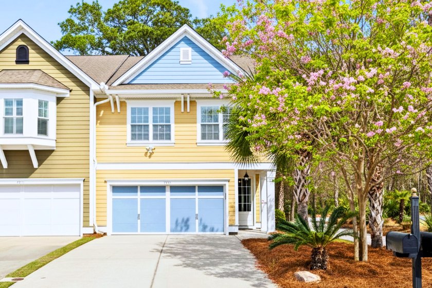 Inside Dunes West in Mount Pleasant, SC, this 2,262 SF end-unit - Beach Townhome/Townhouse for sale in Mount Pleasant, South Carolina on Beachhouse.com