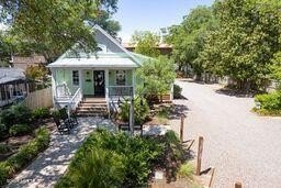ATTENTION-INVESTMENT BUYERS! Extraordinary Restaurant Building - Beach Lot for sale in Southport, North Carolina on Beachhouse.com