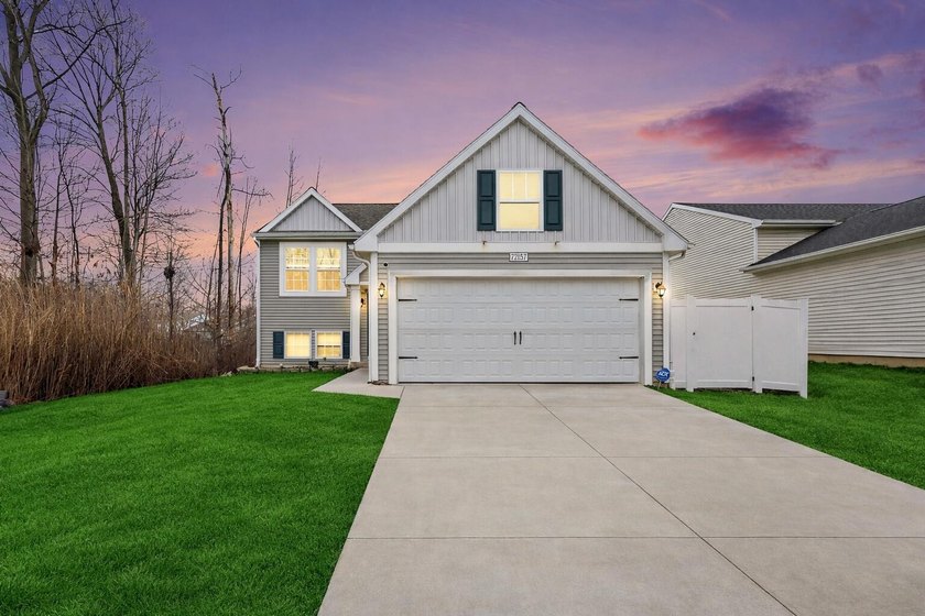 Put back on the market after recent updates - Upgraded kitchen - - Beach Home for sale in South Haven, Michigan on Beachhouse.com