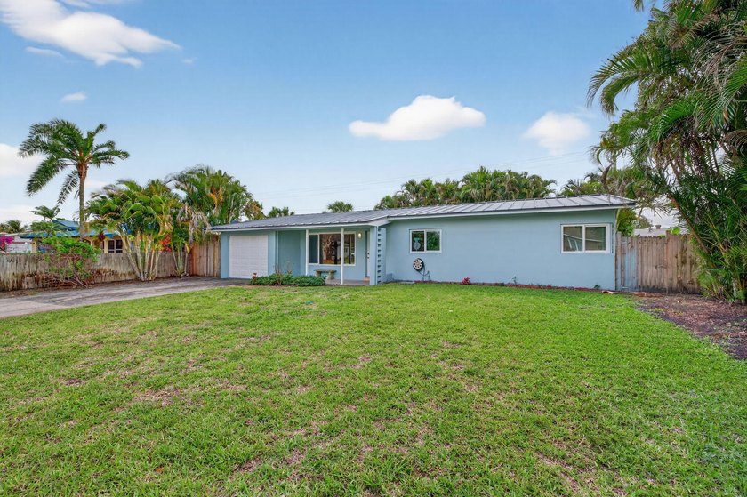 Beautifully maintained 3-bedroom, 2-bath home located in - Beach Home for sale in Pompano Beach, Florida on Beachhouse.com