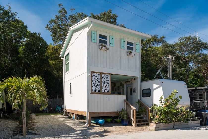 Welcome to La Casa Pequena - Your Perfect Florida Keys Retreat! - Beach Home for sale in Key Largo, Florida on Beachhouse.com