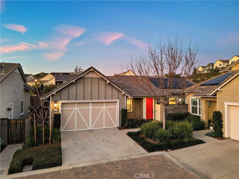 Welcome to this exceptional single-level residence, impeccably - Beach Home for sale in Rancho Mission Viejo, California on Beachhouse.com