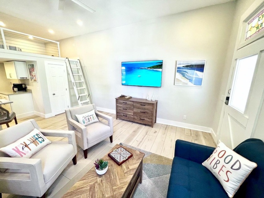 Welcome to 1220 Newton St Unit 1! An Elegant and beautifully - Beach Condo for sale in Key West, Florida on Beachhouse.com