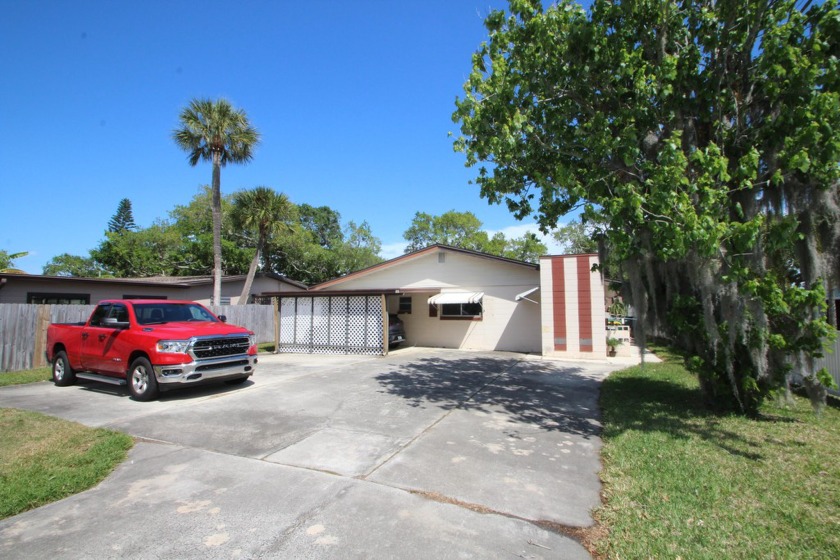 Incredible opportunity to own a nice duplex just blocks away - Beach Home for sale in Cocoa Beach, Florida on Beachhouse.com