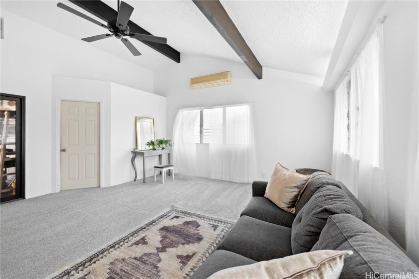 Welcome to 94-234 Hikiku Place, a beautifully designed home - Beach Home for sale in Mililani, Hawaii on Beachhouse.com