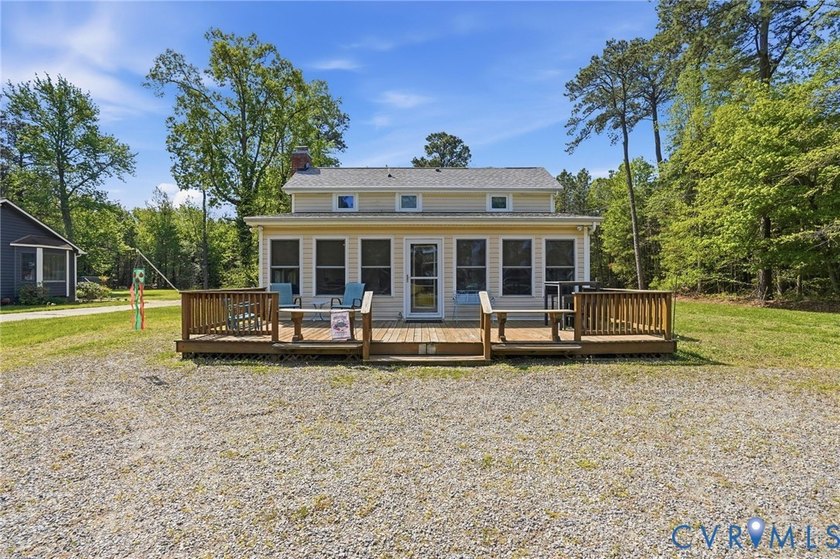 Your fully furnished Potomac river view cottage DOLLHOUSE in the - Beach Home for sale in Hague, Virginia on Beachhouse.com