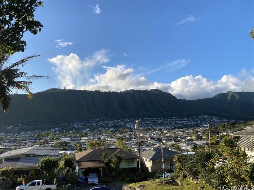 Fantastic Manoa hillside opportunity to build your dream home - Beach Lot for sale in Honolulu, Hawaii on Beachhouse.com