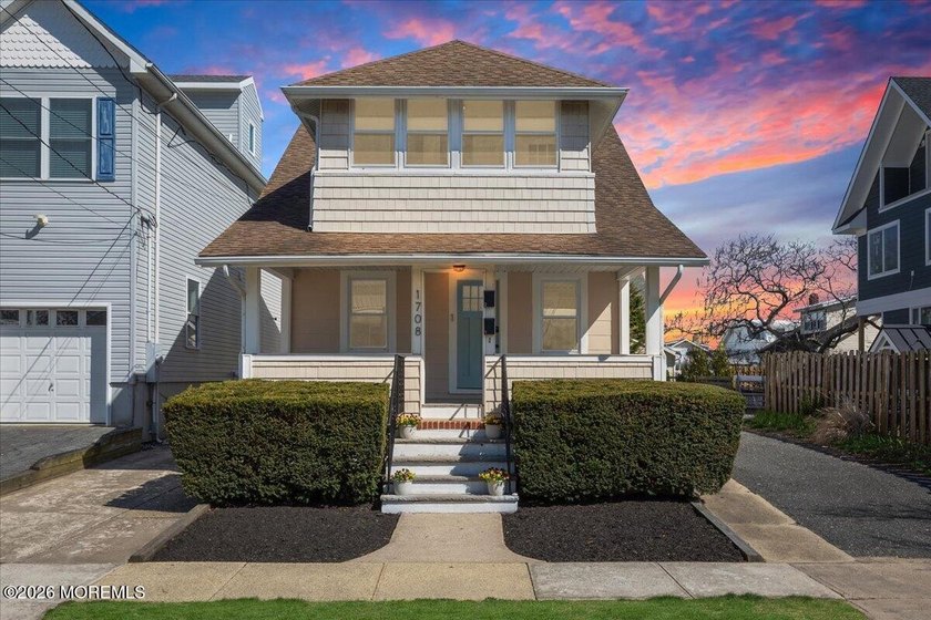 STUNNING 2 family located 1 block from the beach w/ off street - Beach Home for sale in Belmar, New Jersey on Beachhouse.com