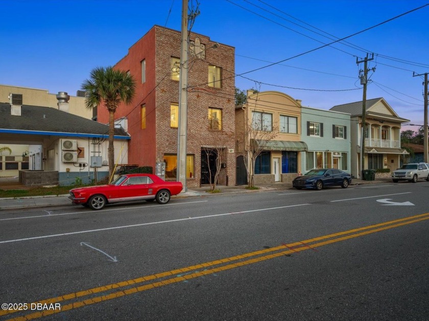 Discover the charm of downtown Daytona Beach, Florida, with this - Beach Home for sale in Daytona Beach, Florida on Beachhouse.com