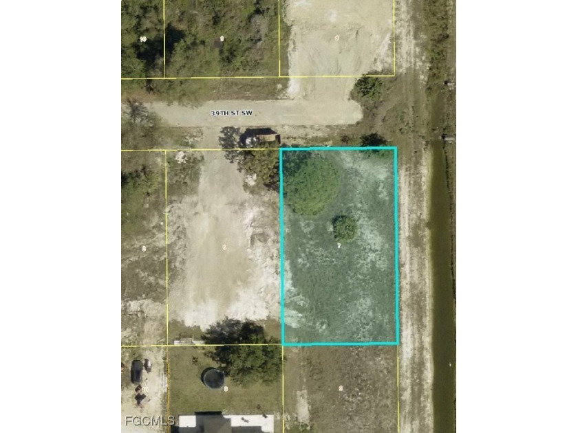 Quarter-acre residential lot in Lehigh Acres. Great opportunity - Beach Lot for sale in Lehigh Acres, Florida on Beachhouse.com
