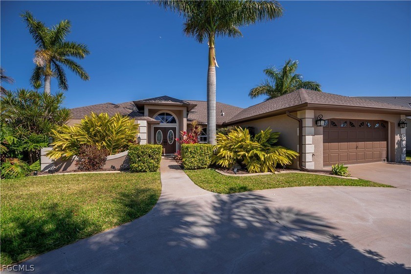 If you're looking for the perfect blend of luxury and Florida - Beach Home for sale in Cape Coral, Florida on Beachhouse.com