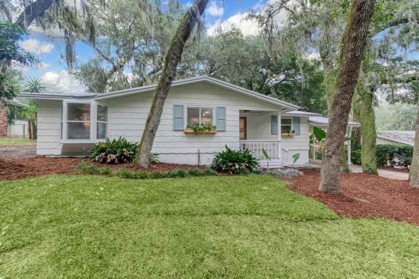 Jaw dropper alert! Discover your dream home just a bike ride - Beach Home for sale in Fernandina Beach, Florida on Beachhouse.com