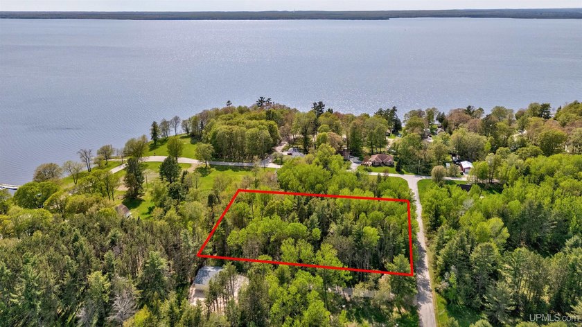Beautiful vacant lot offering well over an acre of land in one - Beach Lot for sale in Manistique, Michigan on Beachhouse.com