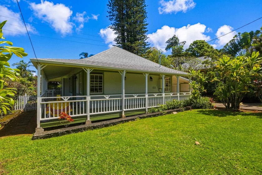 CLASSIC remodeled 1939 plantation home in one of Haiku's - Beach Home for sale in Haiku, Hawaii on Beachhouse.com