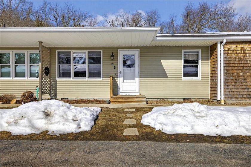 Newly renovated, this beautiful condo features a modern kitchen - Beach Condo for sale in Charlestown, Rhode Island on Beachhouse.com