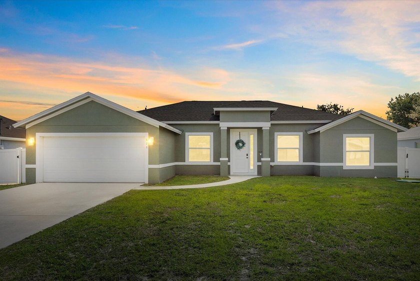 NO HOA! LIKE NEW! Built in 2023, this beautifully upgraded 4-bed - Beach Home for sale in Port Saint Lucie, Florida on Beachhouse.com