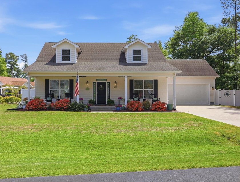 This CUSTOM-BUILT MOVE IN READY home is an absolute MUST SEE TO - Beach Home for sale in Longs, South Carolina on Beachhouse.com