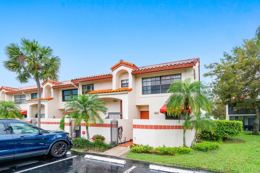 Welcome to this spacious 3-bedroom, 2-bathroom condo featuring - Beach Condo for sale in Deerfield Beach, Florida on Beachhouse.com