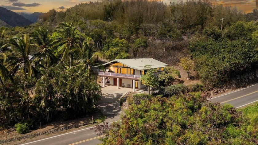 Also listed as Single Family with Detached Ohana or Cottage - - Beach Lot for sale in Wailuku, Hawaii on Beachhouse.com