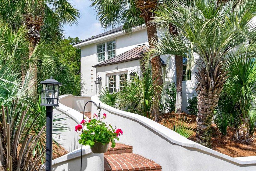 Tucked away in a private, creekfront setting, 60 Seawind Court - Beach Home for sale in Georgetown, South Carolina on Beachhouse.com