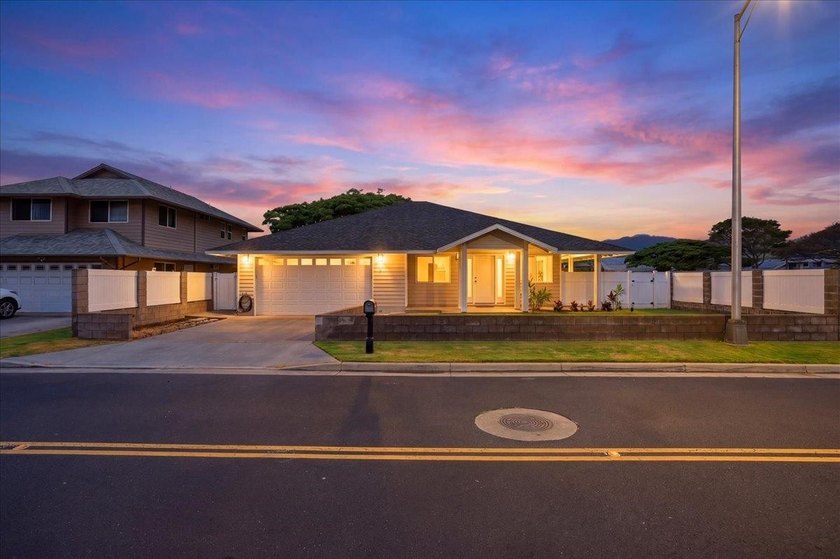 Charming Single-Story Home in The Greens at Maui Lani -- Welcome - Beach Home for sale in Kahului, Hawaii on Beachhouse.com
