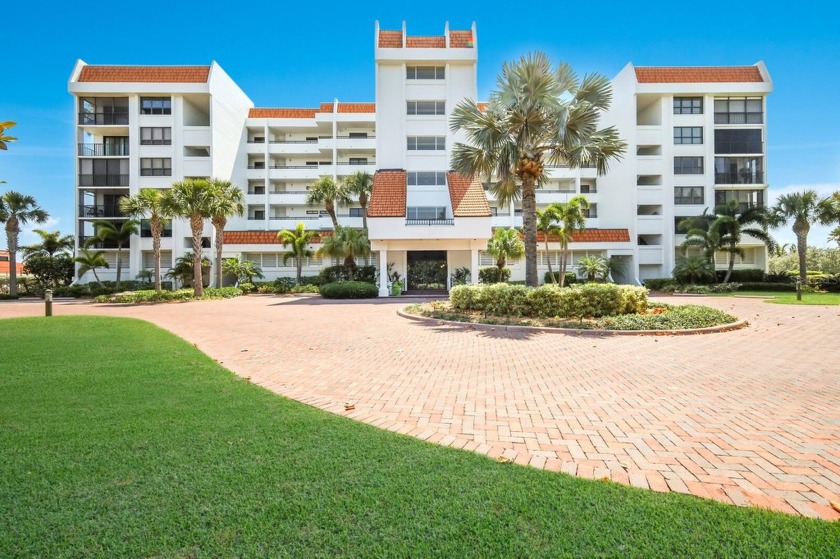 Enjoy the Gulf of Mexico spectacular water views..... Watch the - Beach Condo for sale in Longboat Key, Florida on Beachhouse.com