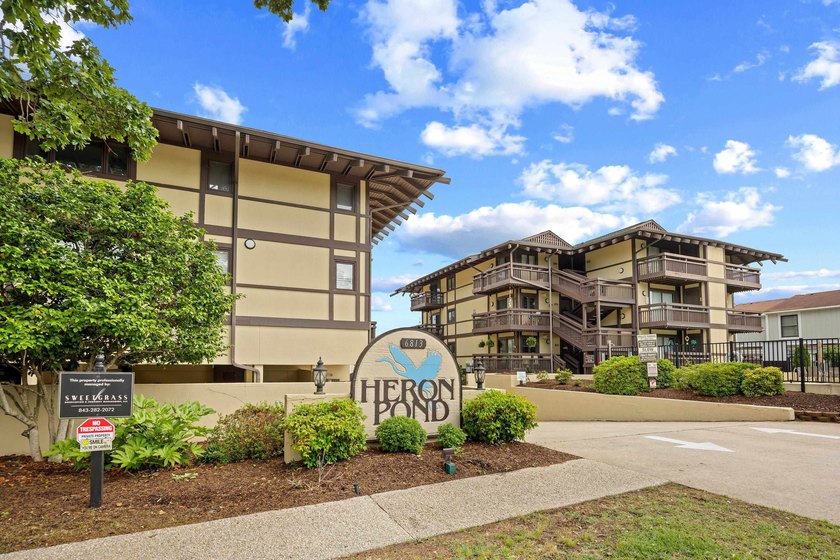 Welcome to 6813 Porcher Drive, Unit 21 in Myrtle Beach--a place - Beach Condo for sale in Myrtle Beach, South Carolina on Beachhouse.com