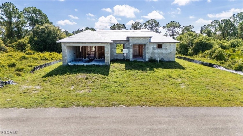 FIVE HOME INVESTOR OR BUILDER SPECIAL! BULK INVESTMENT - Beach Home for sale in Lehigh Acres, Florida on Beachhouse.com
