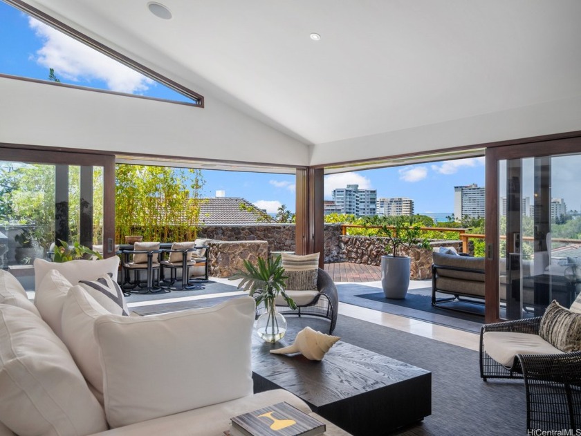 This stunning, private property nestled high on the slopes of - Beach Condo for sale in Honolulu, Hawaii on Beachhouse.com