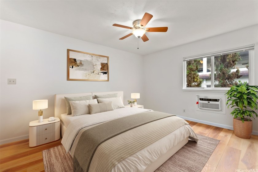 Located in the heart of Kailua Town, this ground floor 2-bedroom - Beach Condo for sale in Kailua, Hawaii on Beachhouse.com