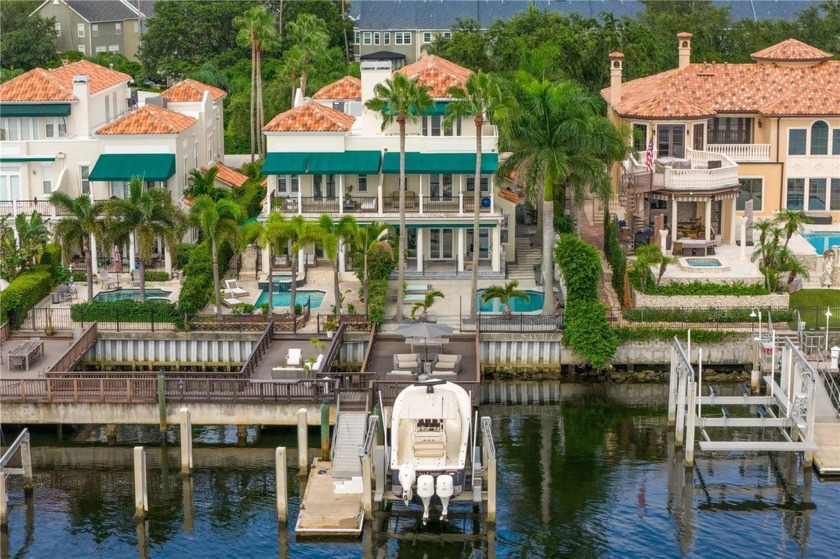 Welcome home to the pinnacle of casual sophistication on Harbour - Beach Townhome/Townhouse for sale in Tampa, Florida on Beachhouse.com