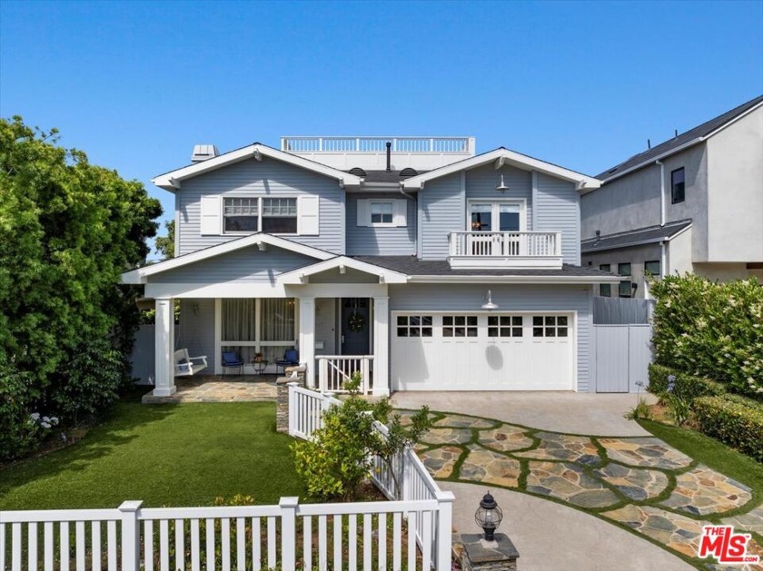 This breathtaking two-story Cape Cod almost seems transplanted - Beach Home for sale in Pacific Palisades, California on Beachhouse.com