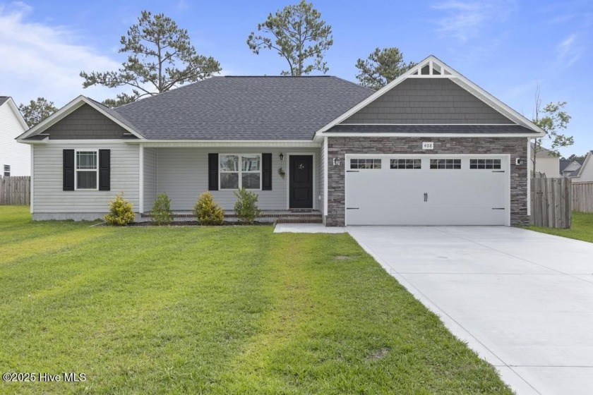 If you're looking for a home that fits your lifestyle: - Beach Home for sale in Sneads Ferry, North Carolina on Beachhouse.com