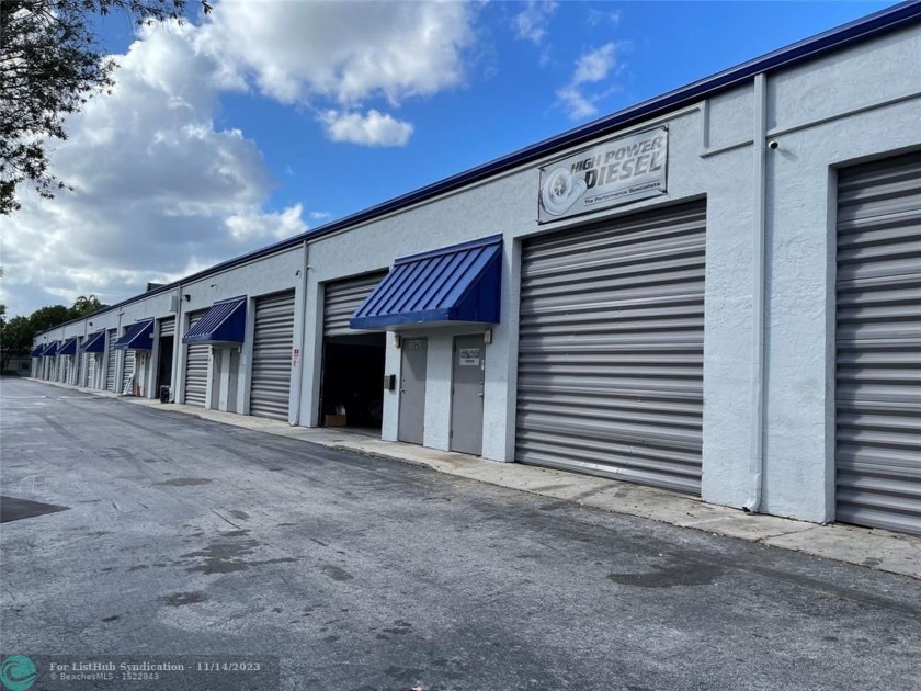 APPROVED FOR AUTO REPAIR IN THE CITY OF SUNRISE - CURRENTLY - Beach Commercial for sale in Sunrise, Florida on Beachhouse.com