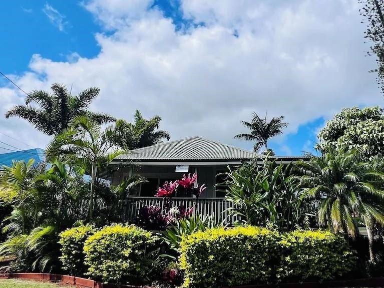 Charming Plantation-Style Home Near Town Center  This - Beach Home for sale in Lanai City, Hawaii on Beachhouse.com