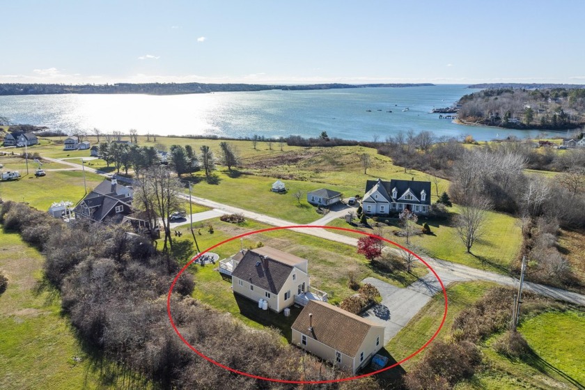 Sunday Open House Canceled.
Stunning Year-Round 3-Bedroom Home - Beach Home for sale in Harpswell, Maine on Beachhouse.com