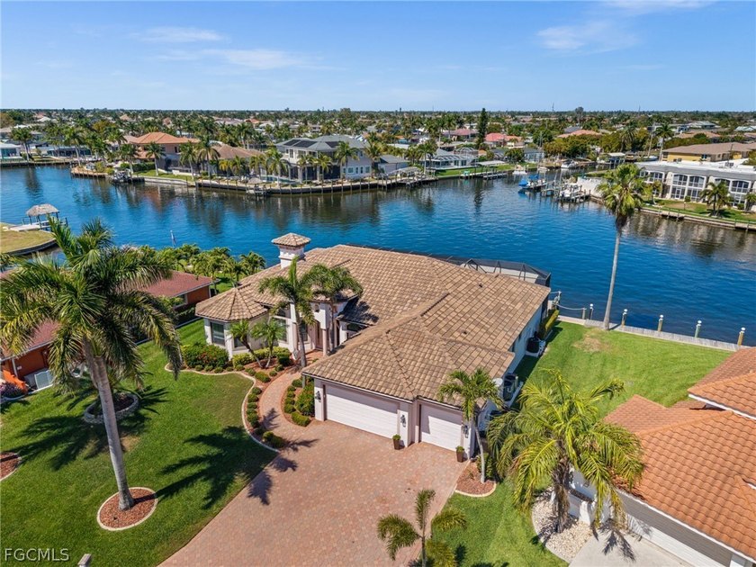 LUXURY GULF ACCESS LIVING IN THE HEART OF CAPE CORAL'S HOTTEST - Beach Home for sale in Cape Coral, Florida on Beachhouse.com