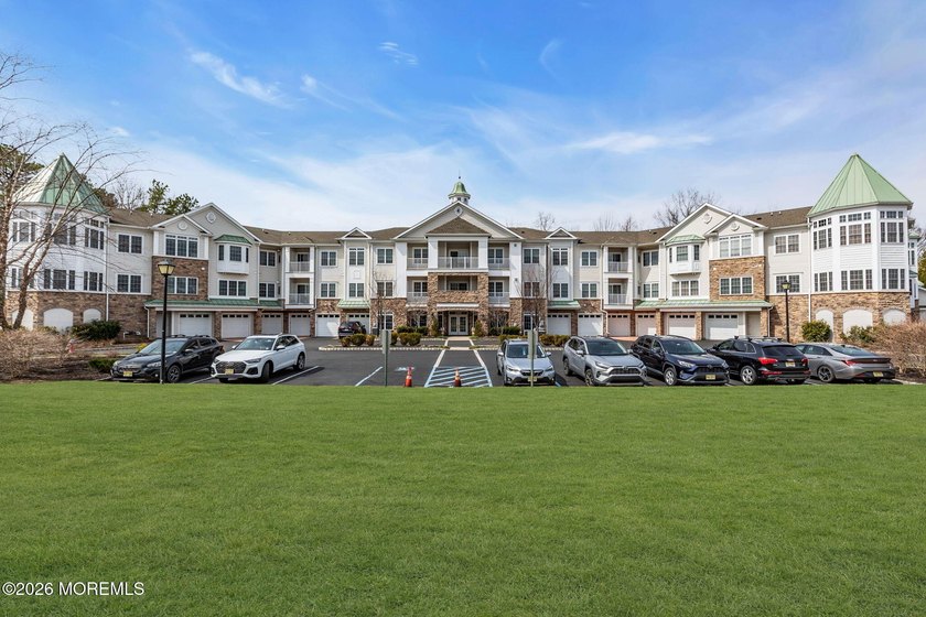 Rare opportunity to own the highly sought after Harrington model - Beach Home for sale in Old Bridge, New Jersey on Beachhouse.com