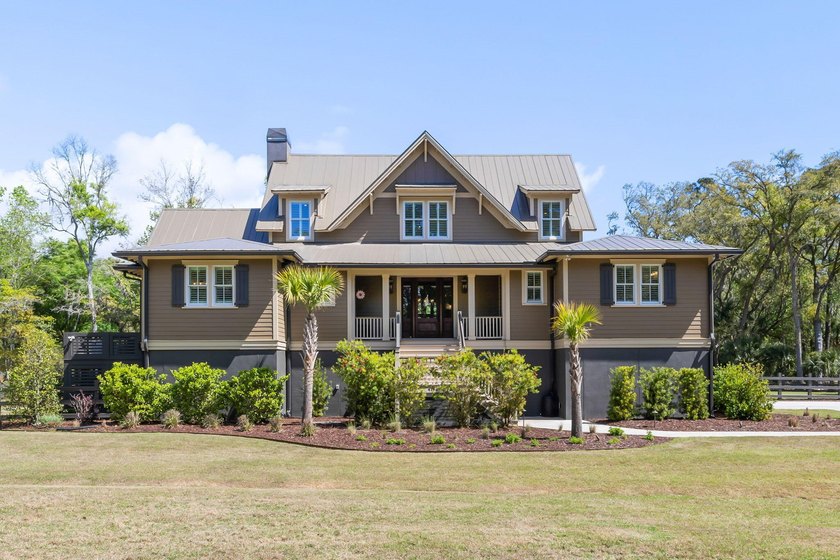 Classic Lowcountry home in Briars Creek, Charleston's exclusive - Beach Home for sale in Johns Island, South Carolina on Beachhouse.com