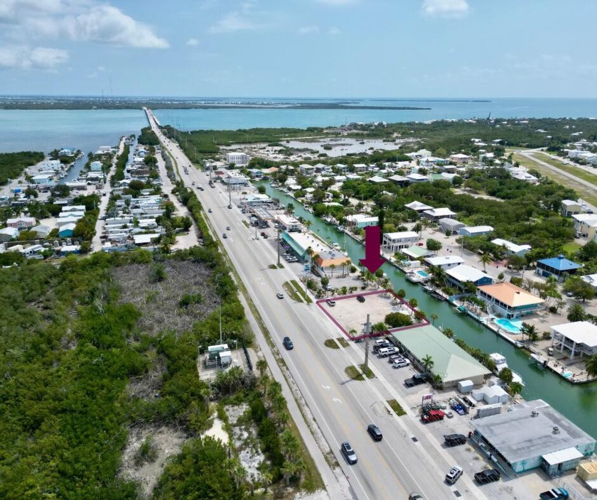 Prime commercial opportunity located in the heart of Summerland - Beach Commercial for sale in Summerland Key, Florida on Beachhouse.com