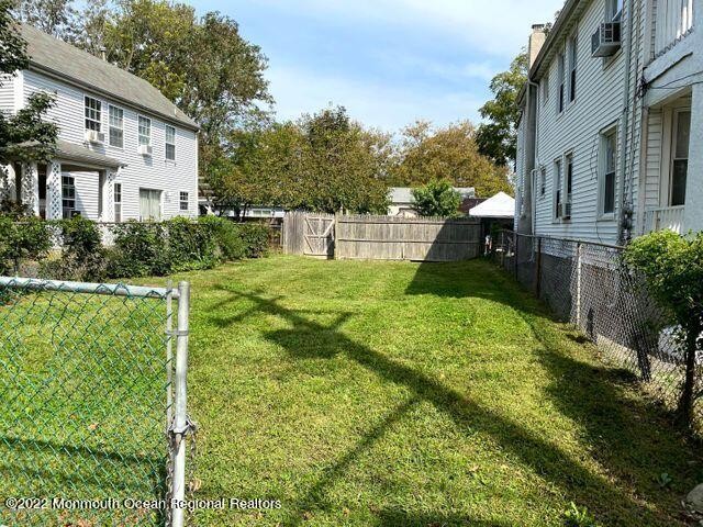 Residential land is available and lot extends another 50 feet - Beach Lot for sale in Asbury Park, New Jersey on Beachhouse.com
