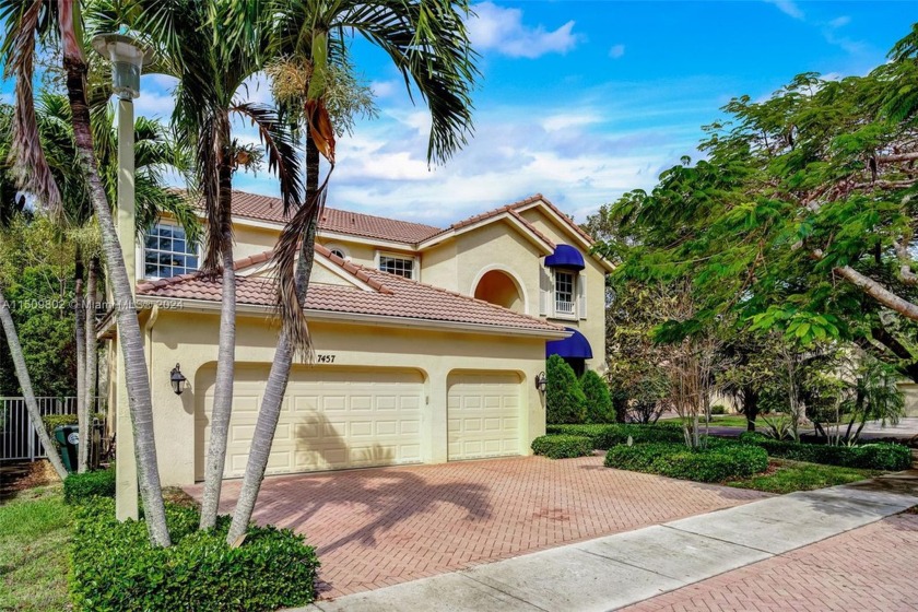 Price Reduced! Luxury Smart Home in Country Woods, Coconut Creek - Beach Home for sale in Coconut Creek, Florida on Beachhouse.com