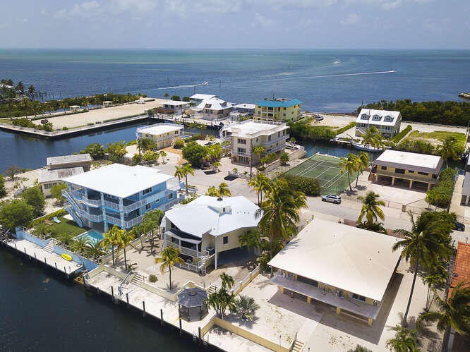 Fabulous Port Largo contemporary and charming 2-story 4 bedroom - Beach Home for sale in Key Largo, Florida on Beachhouse.com