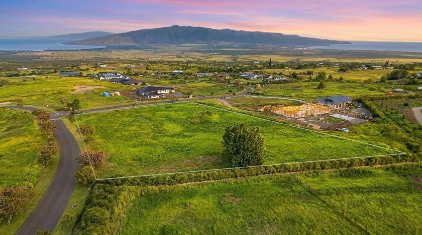 Set on 2.78 remarkably usable acres at approximately 2,300 feet - Beach Acreage for sale in Kula, Hawaii on Beachhouse.com