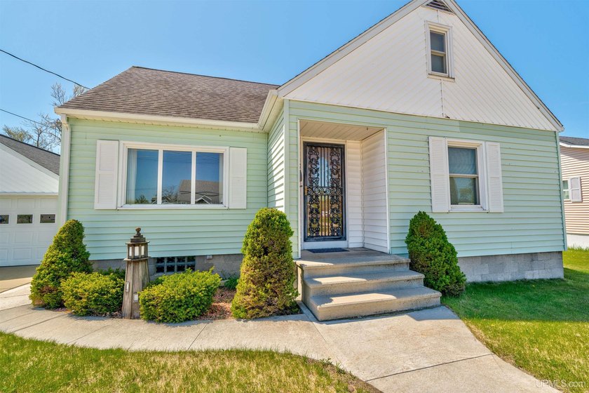 Well maintained City Home situated just 1 block from Lake - Beach Home for sale in Manistique, Michigan on Beachhouse.com