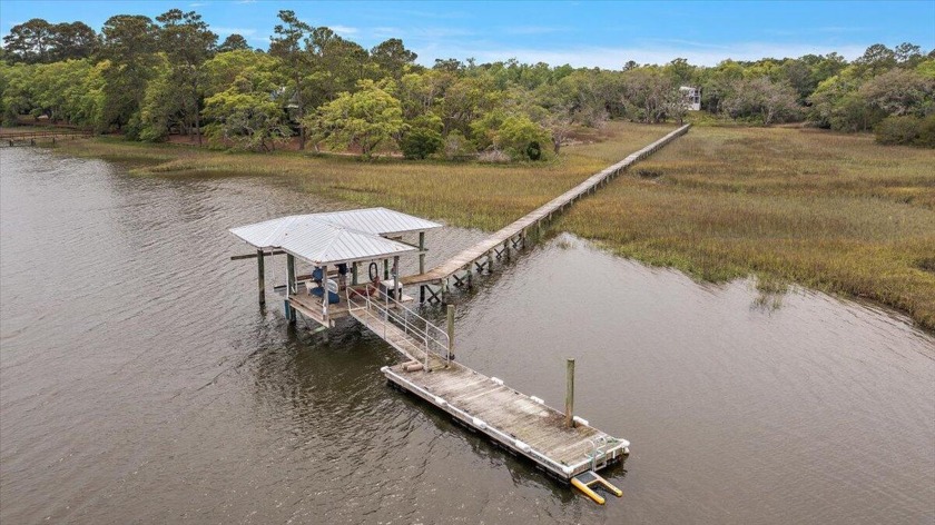 This Wadmalaw Island property is an excellent opportunity to - Beach Acreage for sale in Wadmalaw Island, South Carolina on Beachhouse.com